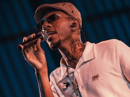 2 semanas antes eu era artista de rua diz cantor