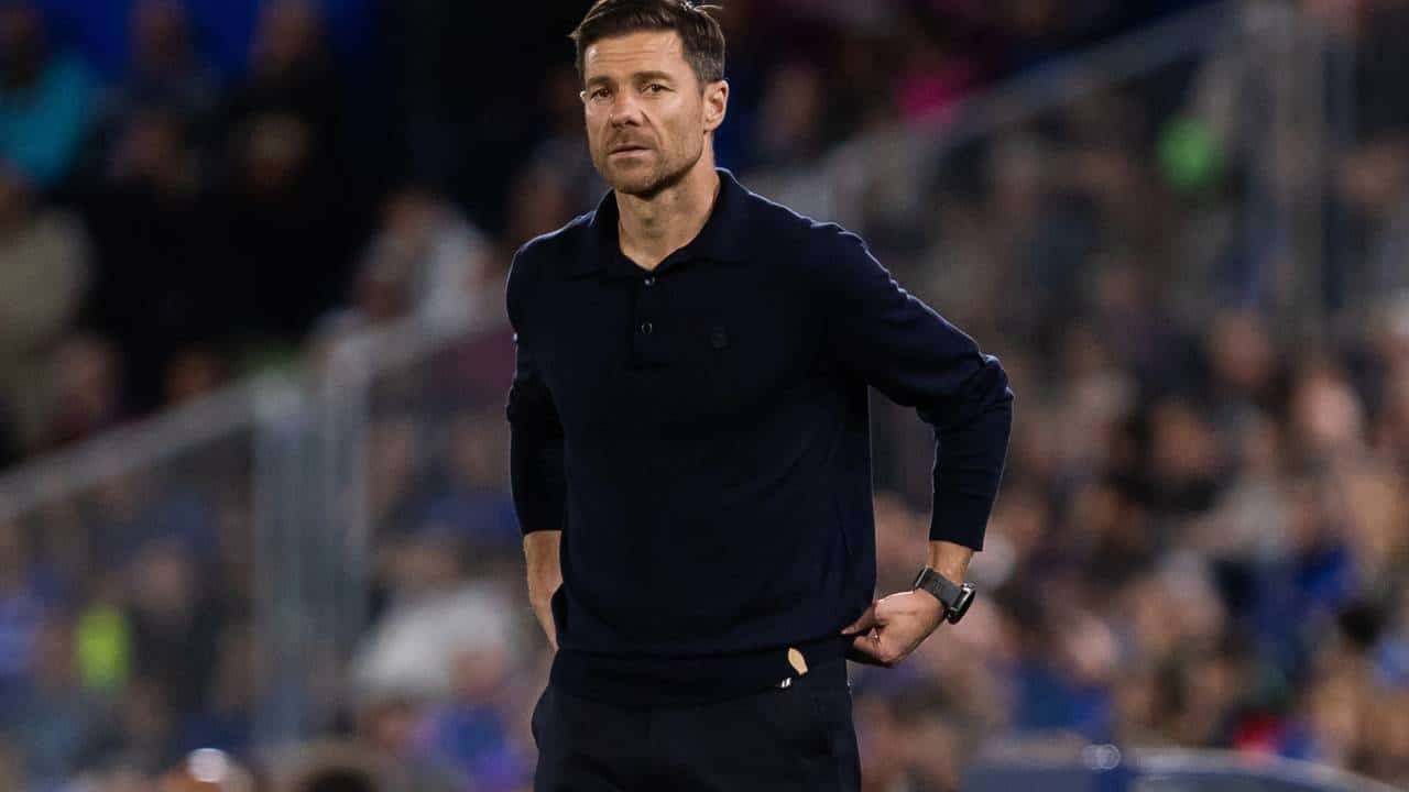 A decisao do Real Madrid sobre Xabi Alonso apos derrota