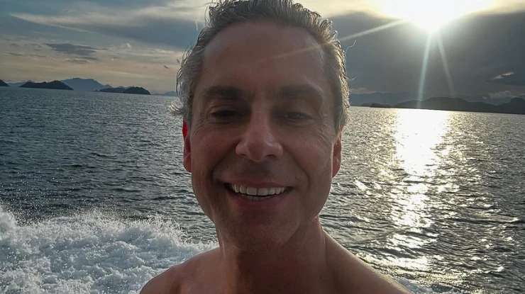 Alexandre Nero muda o visual e brinca Nevado bastante.webp