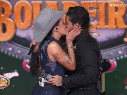 Apos beijo no palco pai de Ana Castela da bronca