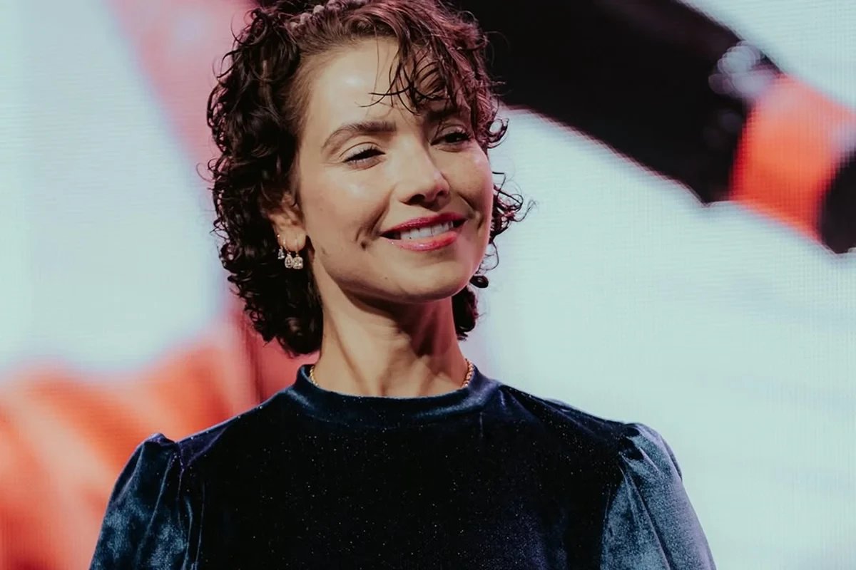 Apos cancer na gravidez cantora gospel relata recuperacao e revela