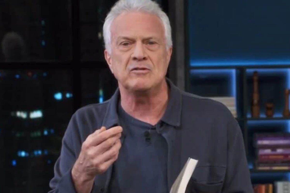 Apos pergunta proibida Bial se pronuncia sobre ocorrido com cantor