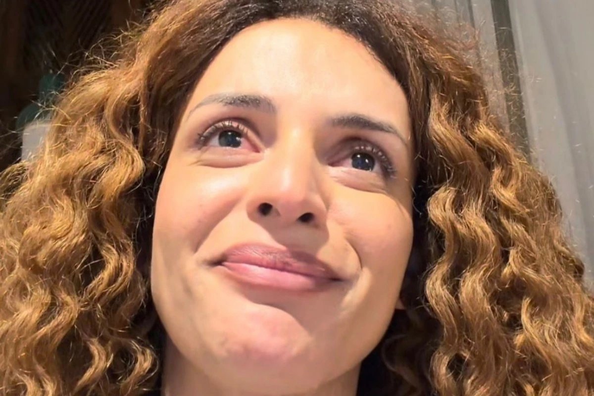 Atriz de Tres Gracas Gabriela Loran relata constrangimento ‘Vem me