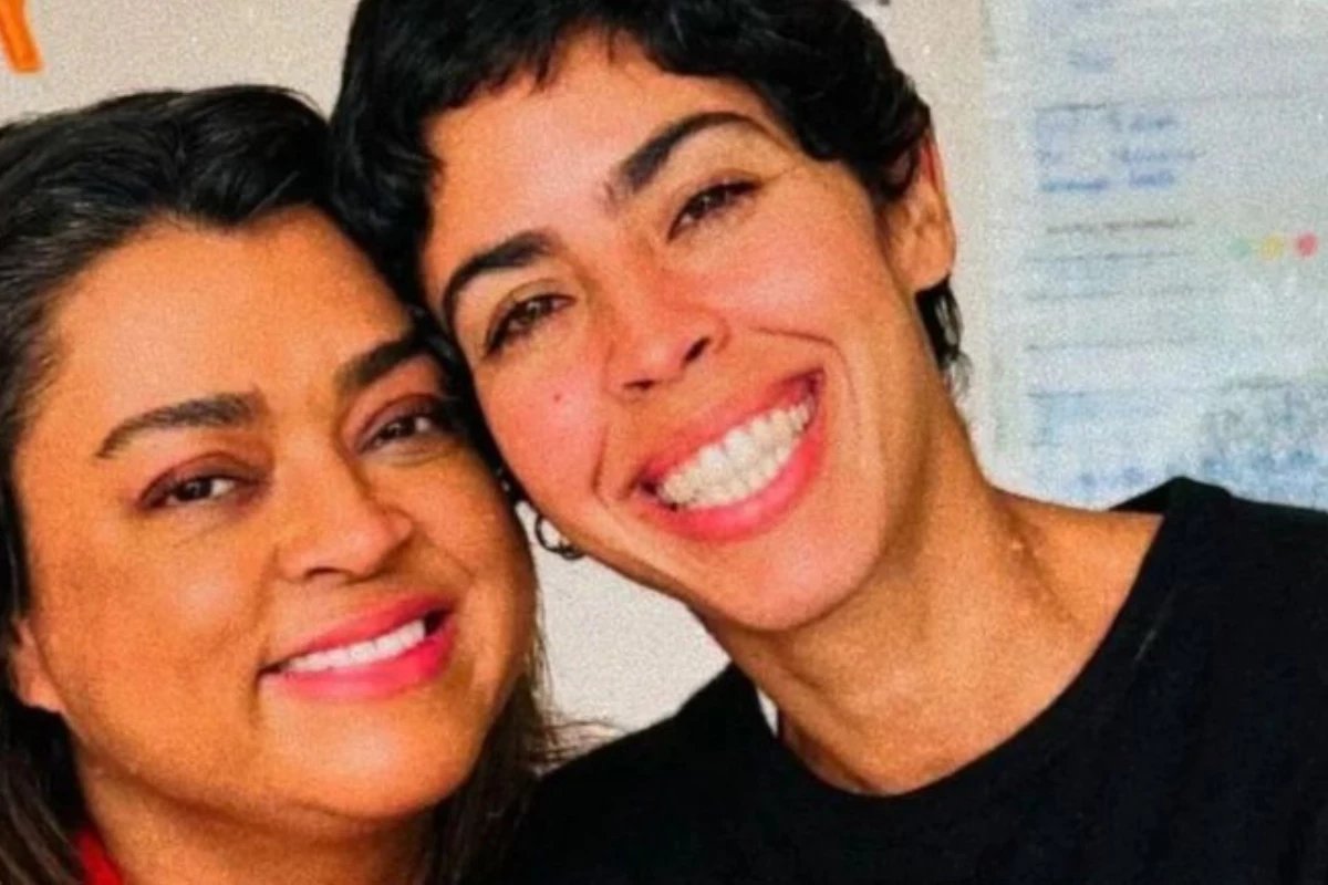 Bela Gil fala sobre luto pela morte de Preta Gil