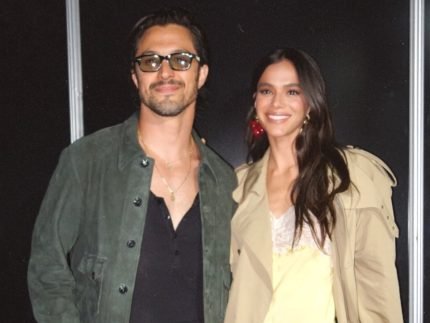 Bruna Marquezine faz pedido especial a Romulo Estrela Tira a