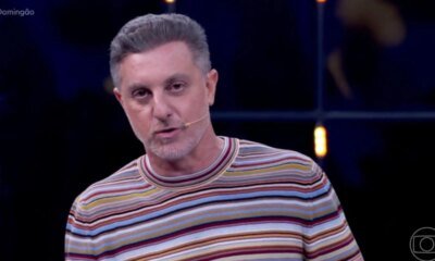 Camera mostra o que nao deveria no Domingao Luciano Huck