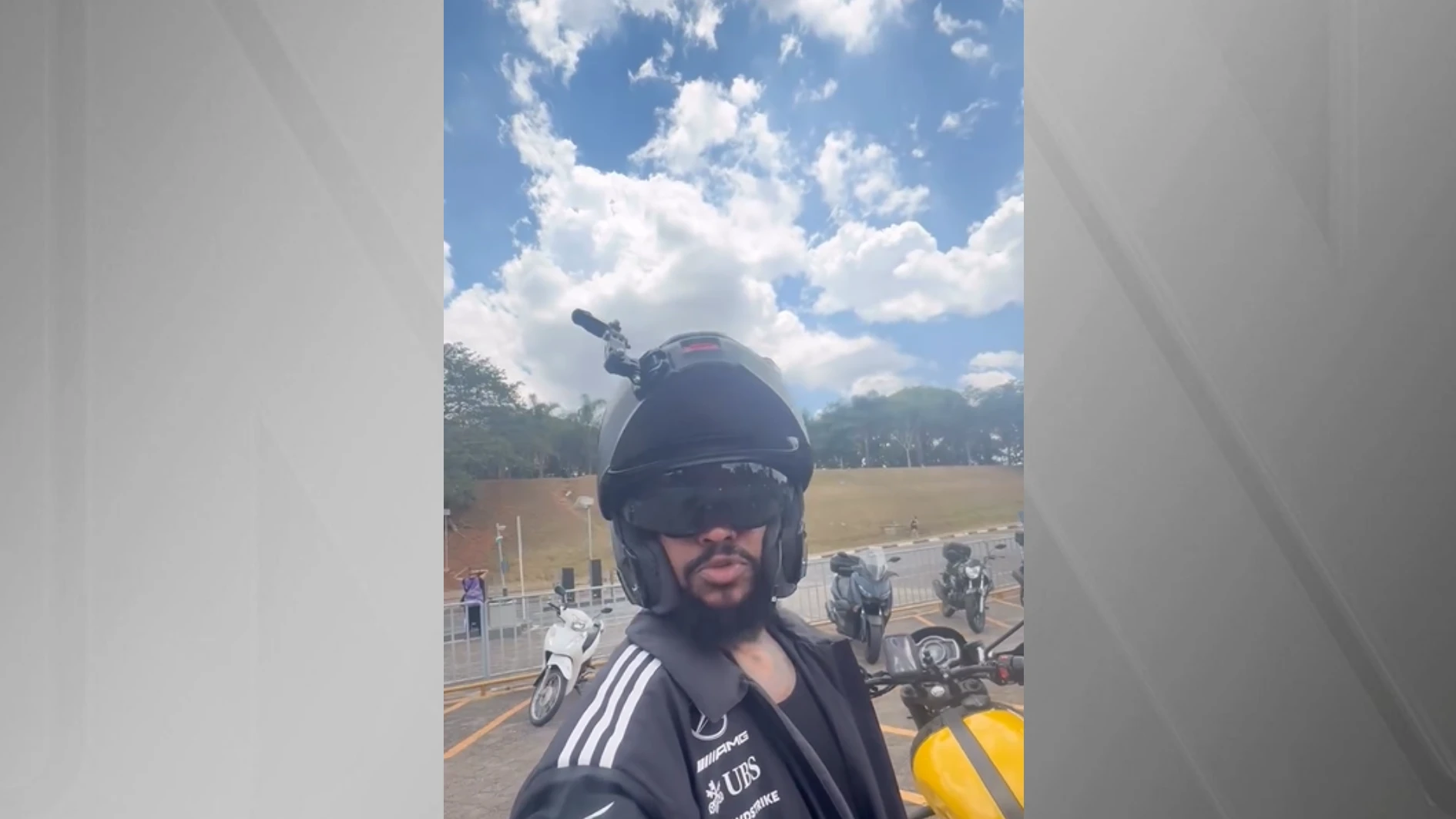 Cantor Rael e assaltado no Parque Villa Lobos em Sao.webp