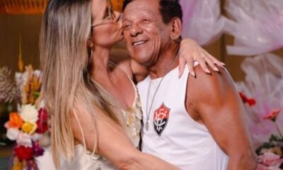 Carla Perez abre album de familia e homenageia o pai