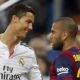 Daniel Alves aparece ao lado de Cristiano Ronaldo apos deixar