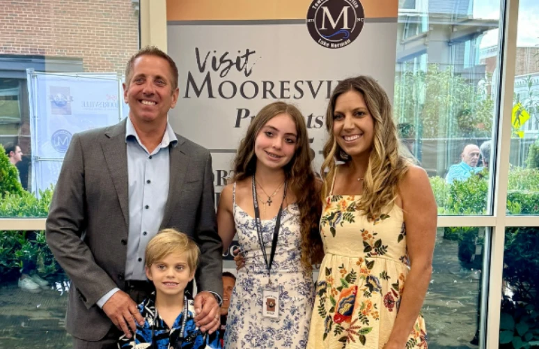 Esposa de piloto da Nascar enviou mensagem para mae.webp