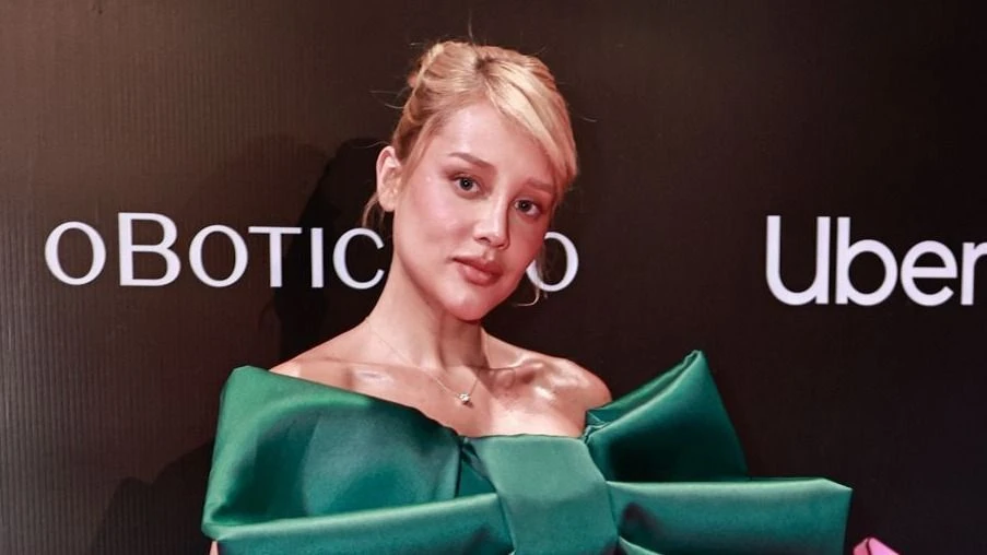 Gravida Malu Borges mostra so o carocinho na parte.webp