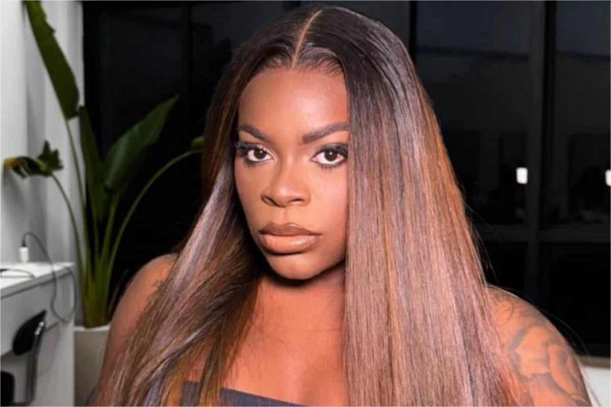 Homem vai ate delegacia no Rio de Janeiro e faz