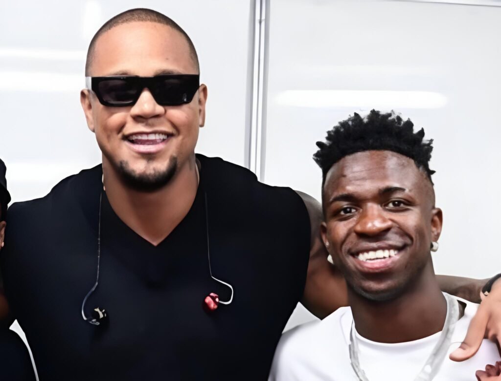 Influenciadora expoe ja ter sido procurada por Vini Jr e