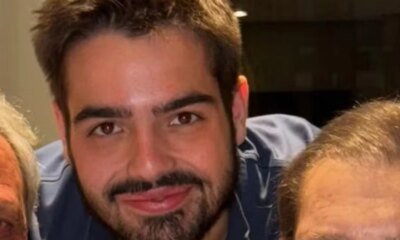 Joao Silva surge em foto especial de Natal ao lado