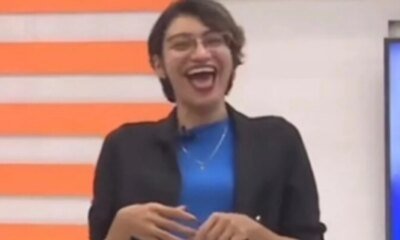 Jornalista diverte publico ao brincar com foto de delegado ao