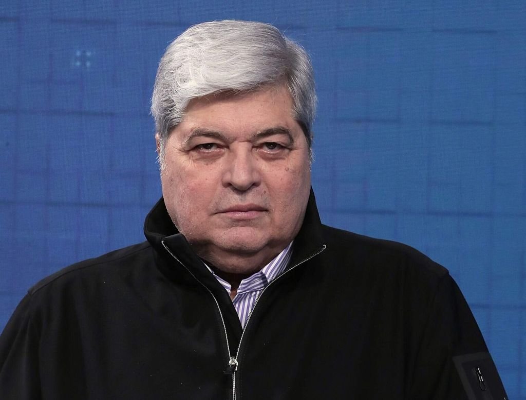 Jose Luiz Datena passa por cirurgia cardiaca em Sao Paulo