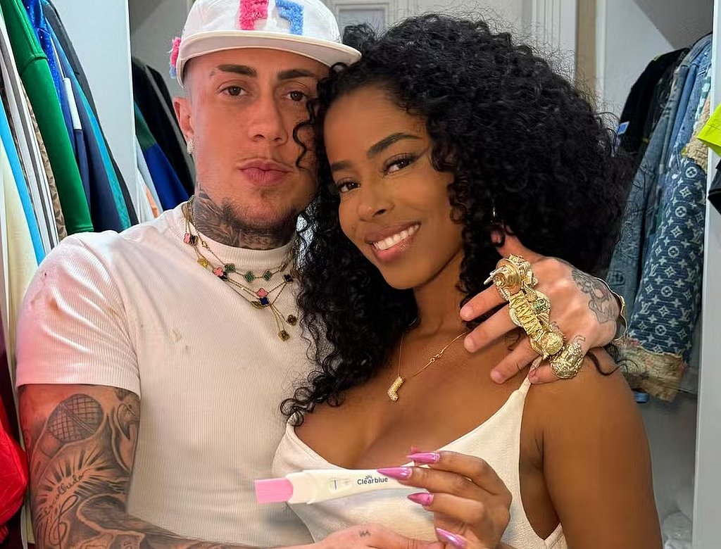 Lorena Maria rebate fala de MC Daniel sobre anticoncepcional e