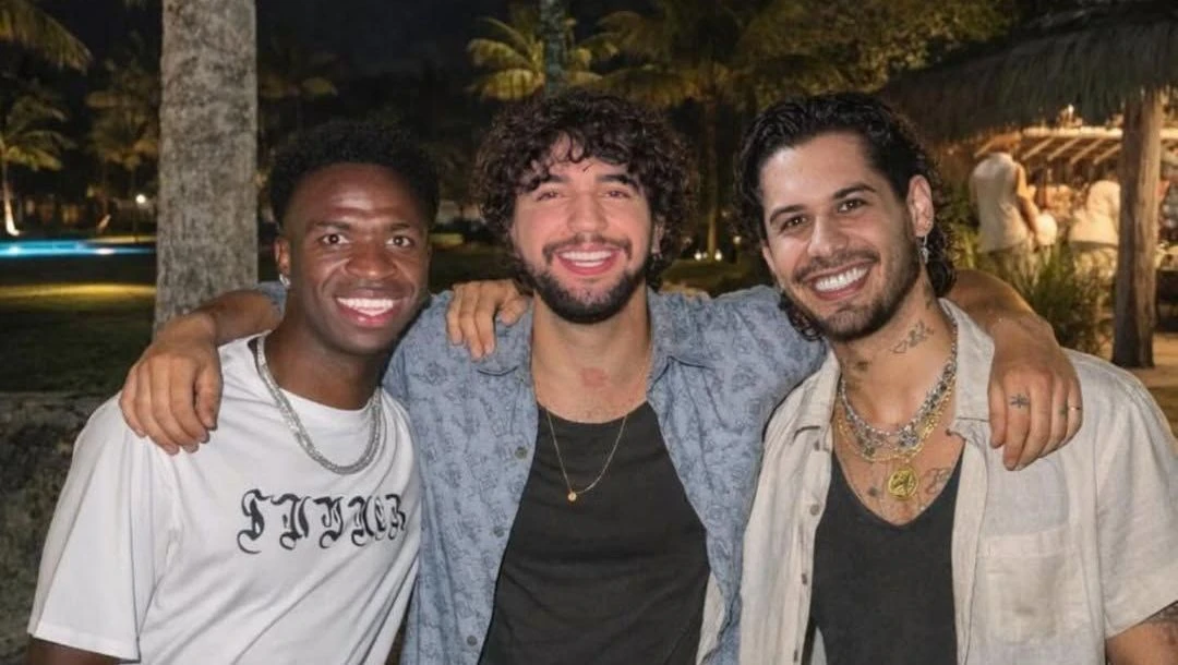 Nattan posta montagem com Vini Jr e Ze Felipe.webp