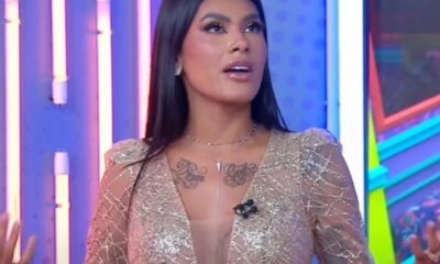 Pocah e flagrada em clima de romance com ex jogador de