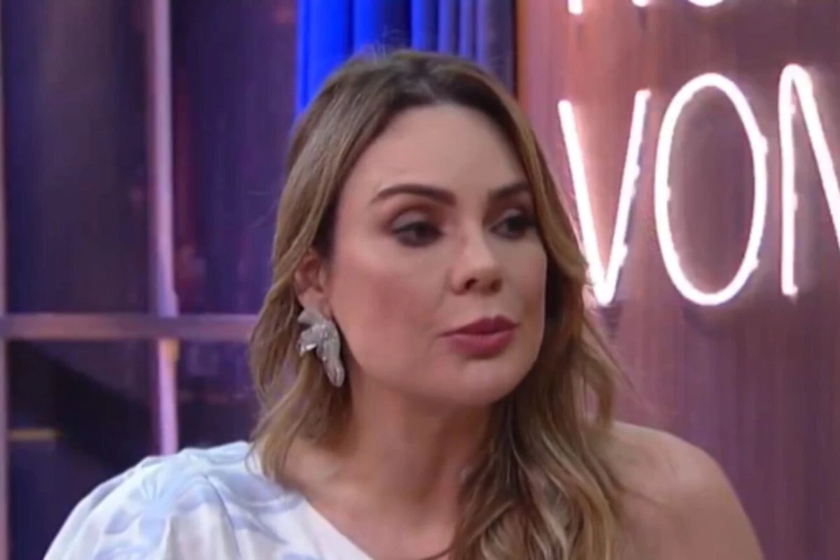 Rachel Sheherazade relata crise de panico vivido no SBT ‘Achei