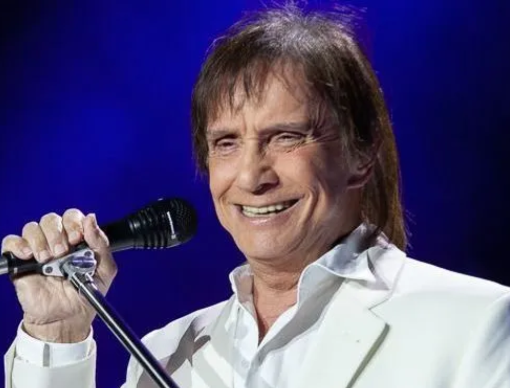 Show de Roberto Carlos em Salvador vira alvo de criticas