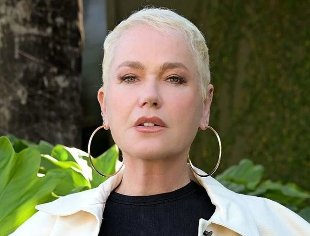 Xuxa e internada em hospital de Sao Paulo saiba o