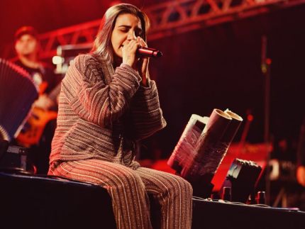 Yasmin Santos abre o coracao sobre 2025 Me pegou de