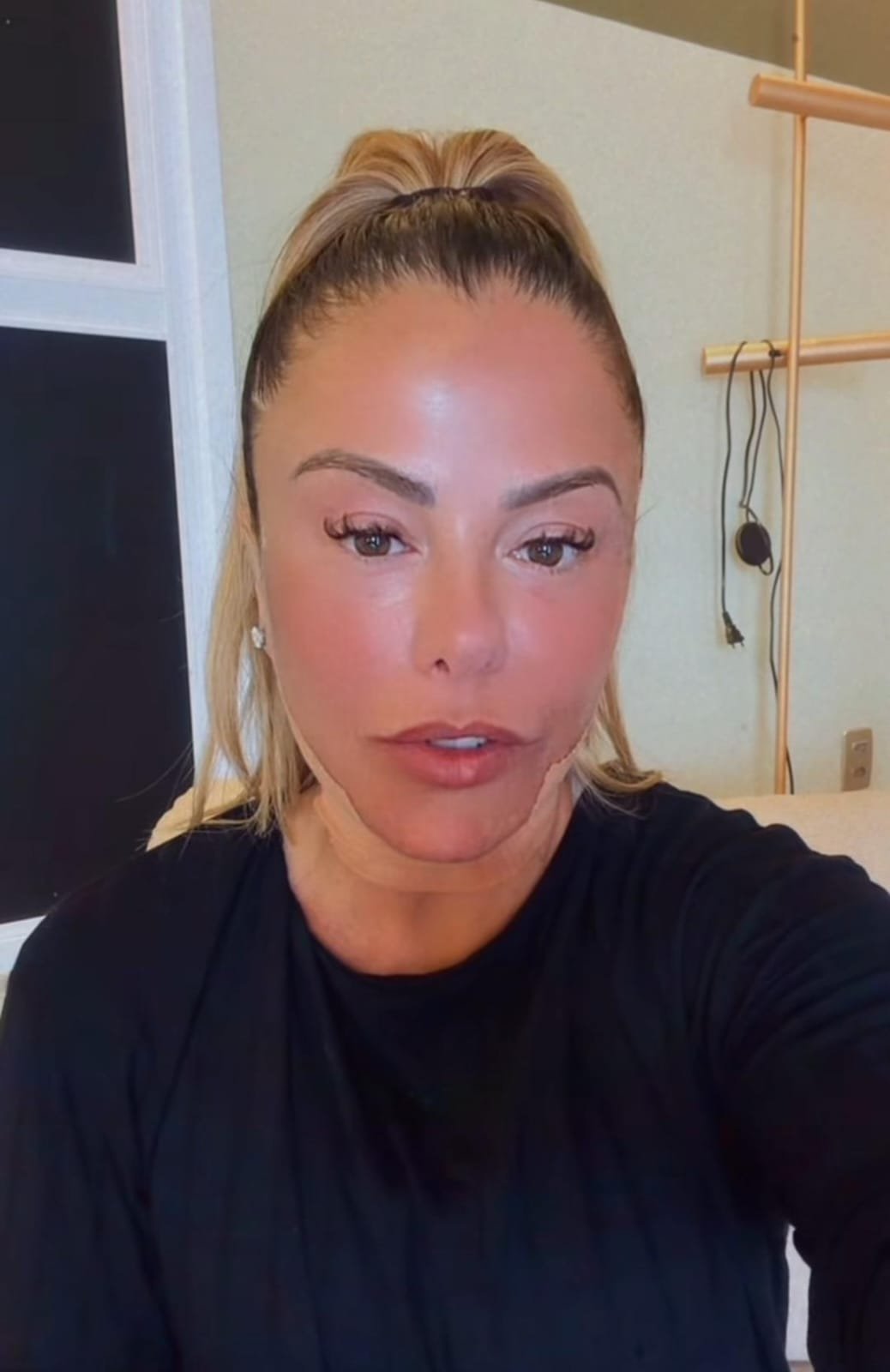 Reprodução/Instagram/@poliana