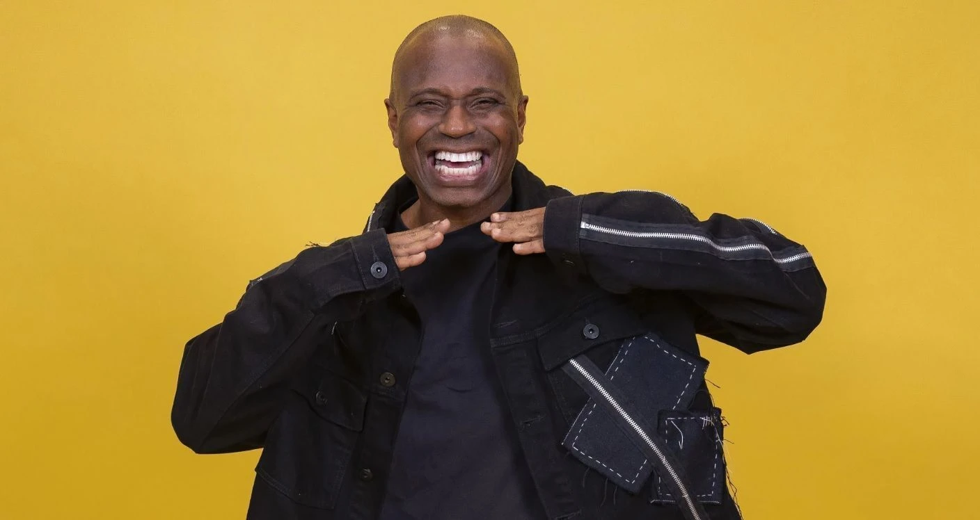 Advogado de Edilson Capetinha desmente divida de R 2.webp