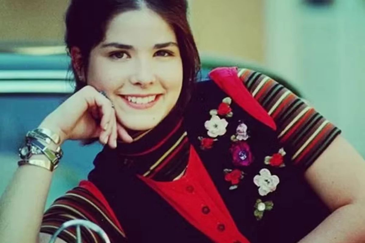 Atriz Samara Felippo relembra inicio na TV e revela salario