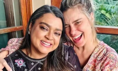 Carolina Dieckmann emociona ao usar joia feita com cinzas de