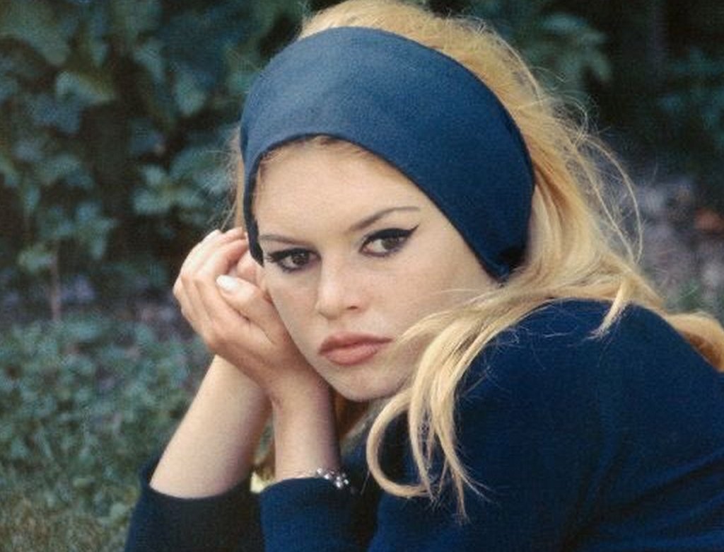 De Ferrari a Renault 4L os carros ligados a trajetoria