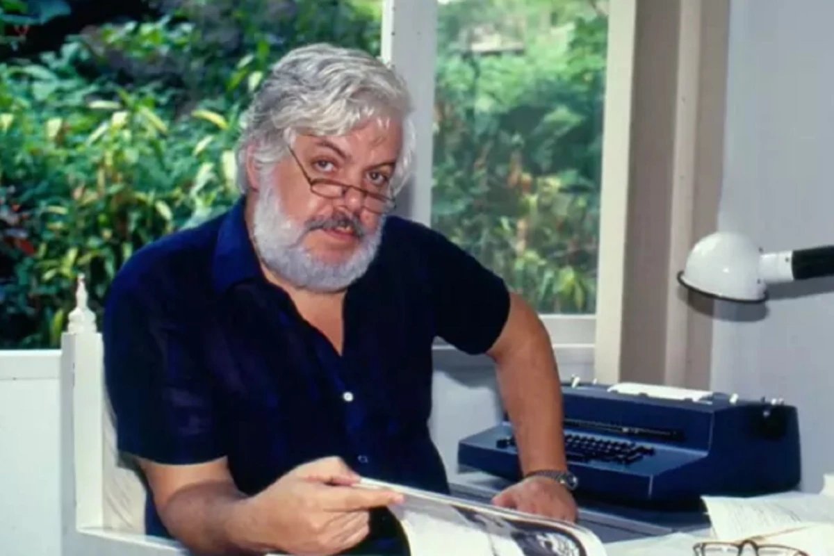 Famosos lamentam a perda e prestam homenagens apos a morte