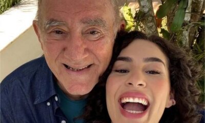 Filha de Renato Aragao engata namoro com homem 13 anos