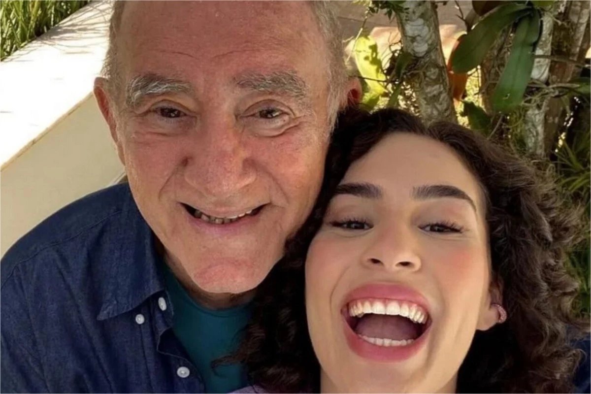 Filha de Renato Aragao engata namoro com homem 13 anos