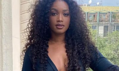 Iza e flagrada de maos dadas com ator famoso veja