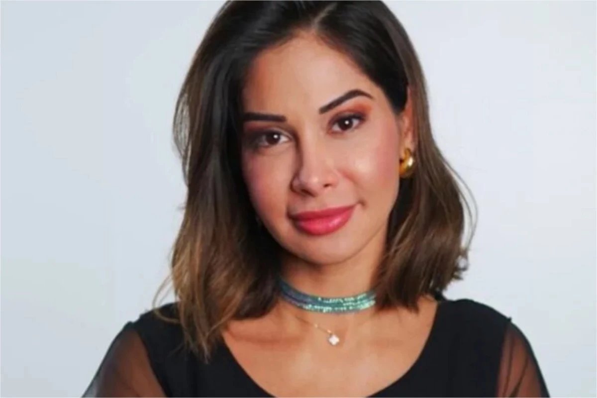 Maira Cardi e processada por tres pessoas da mesma familia