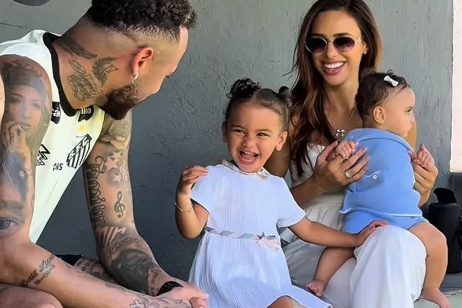 Mavie viraliza ao dizer quem acha mais legal entre.webp