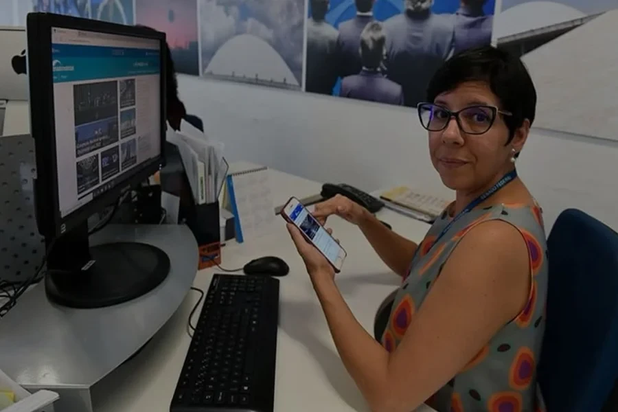 Morre aos 49 anos Mayra Cunha jornalista do Senado.webp