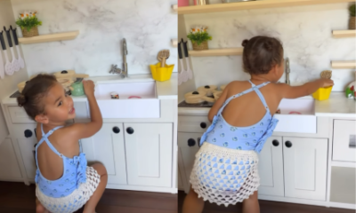 Muito meiga Mavie filha de Neymar brinca em cozinha infantil