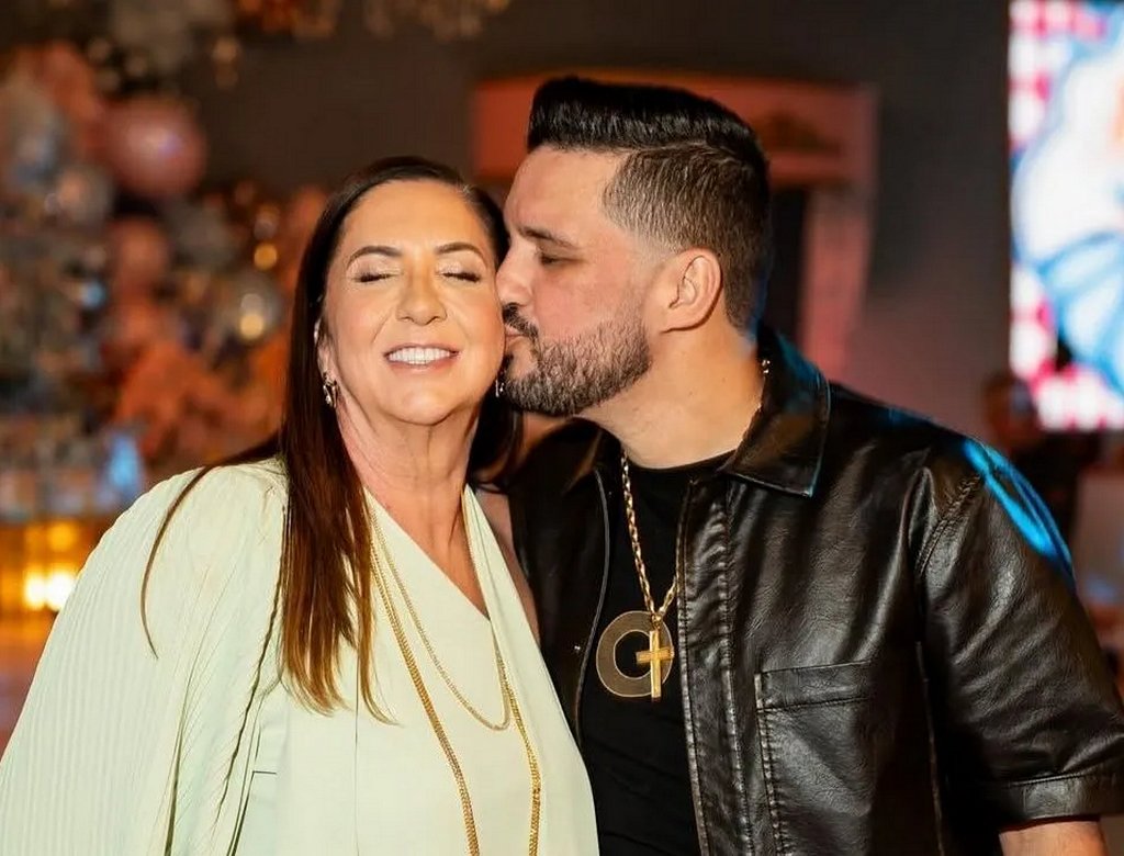 Nova versao contradiz ex da mae de Virginia sobre suposta