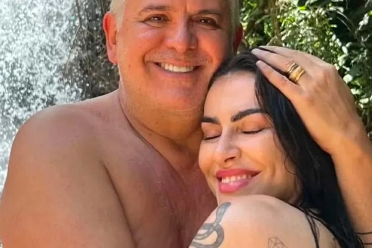 Orlando Morais recebe declaracao de Cleo Pires em dia especial