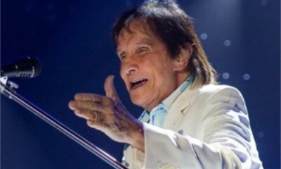 Video Roberto Carlos fica furioso com bate papo durante seu show