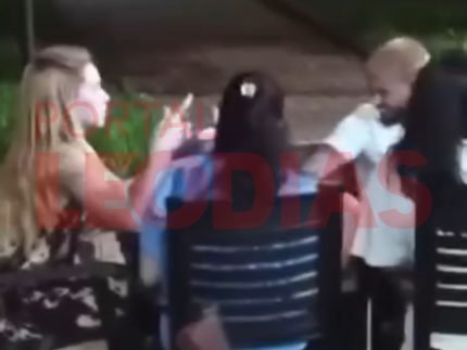 Virginia e Ze Felipe sao flagrados juntos com os filhos