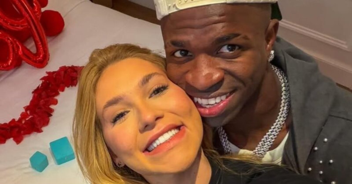 Virginia exibe o que recebeu de Vini Jr em comemoracao