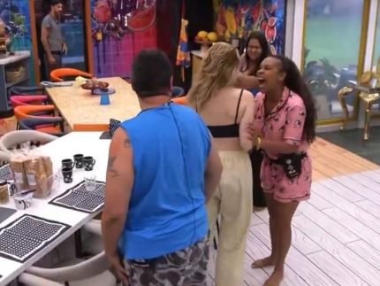 1770820385 Ana Paula quebra o silencio sobre briga com Sol no