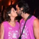 Agatha Moreira e Rodrigo Simas beijam muito durante Carnaval.webp