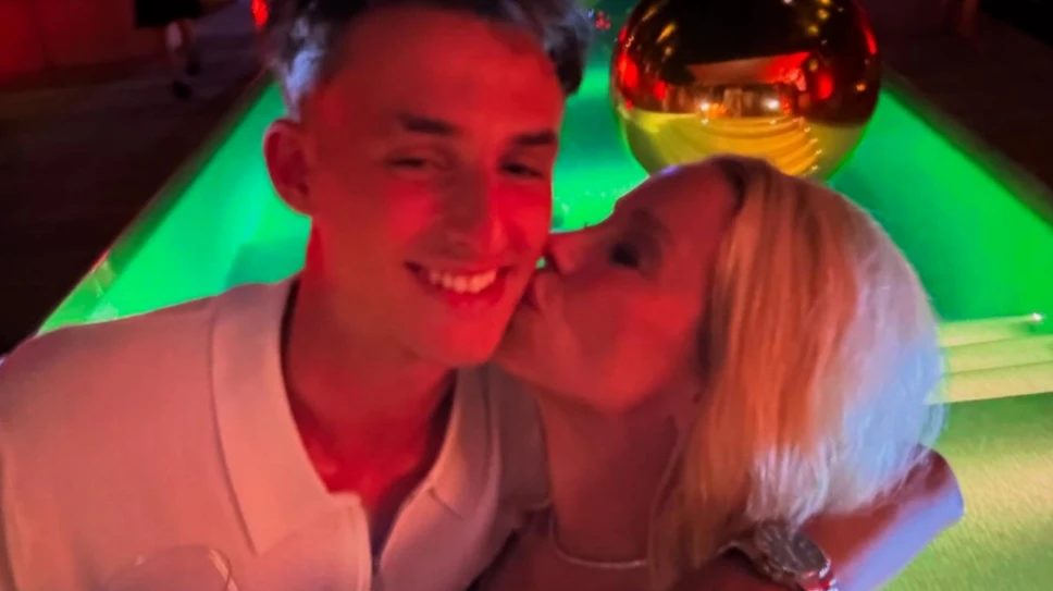 Danielle Winits resgata cliques de ferias em St Barths.webp