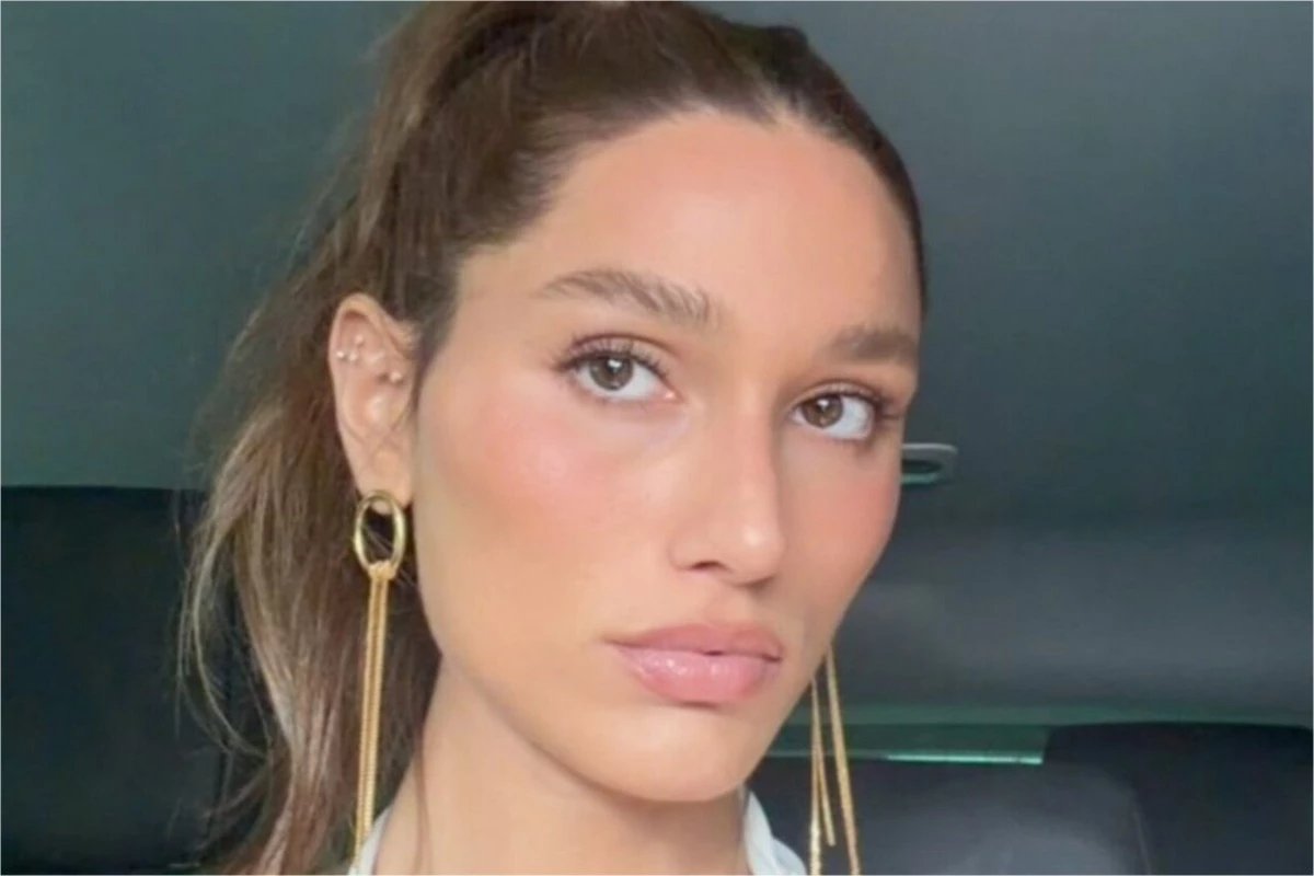 Filha de Xuxa causa polemica no Carnaval look de Sasha