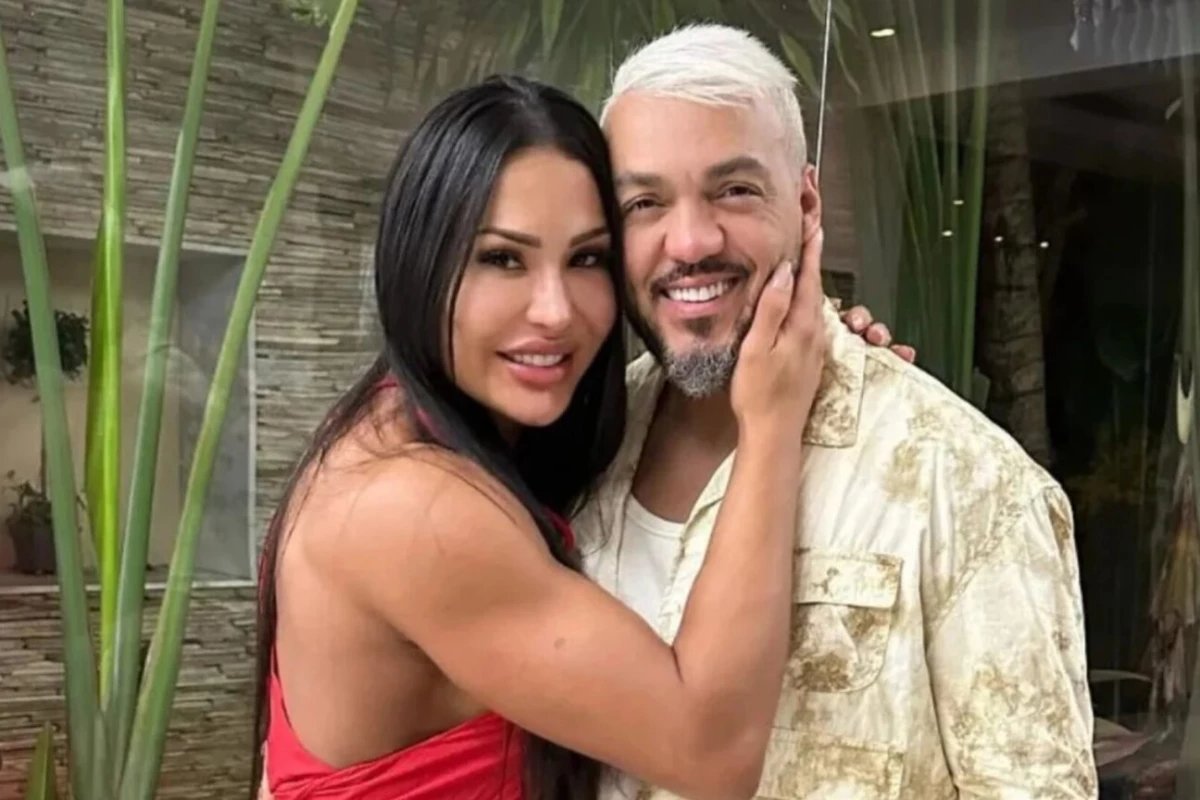 Gracyanne Barbosa inicia remocao de tatuagem com nome de Belo